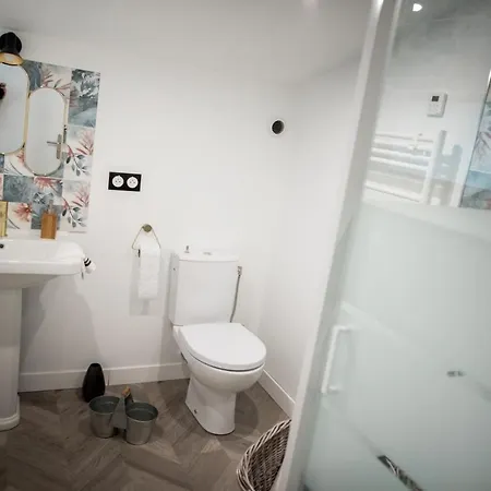 Maison Martel Centre Climatise Nîmes