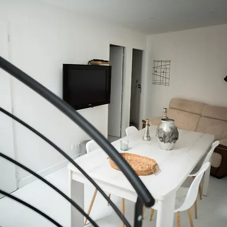 Maison Martel Centre Climatise Nîmes